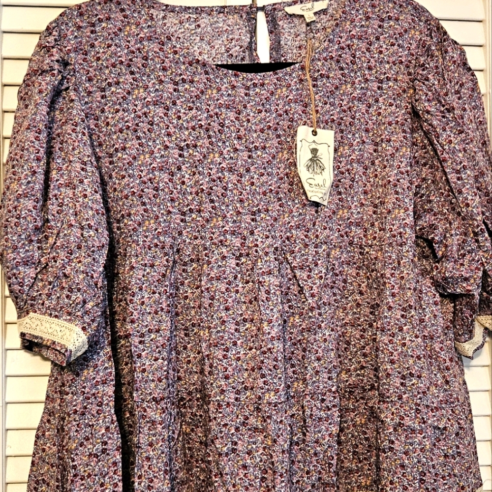 Easel Flower Blouse